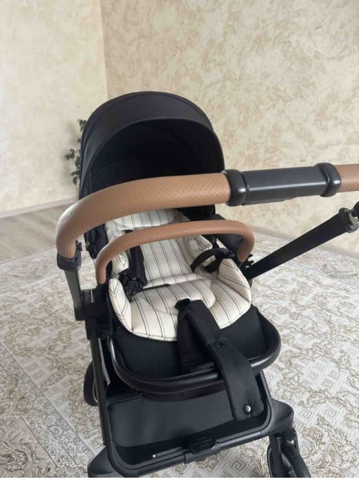 Продам коляску Happy Baby