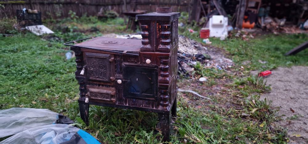 Soba teracota tip cizma in stare buna