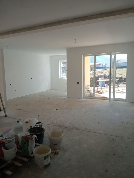 Vând casă single in cisnadie teren 500 mp