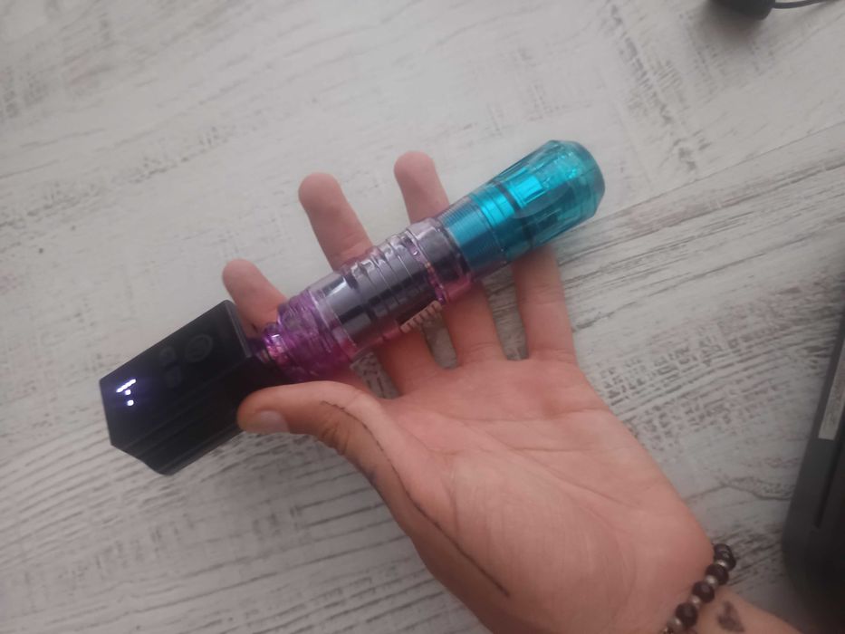 Vând apărat de tatuat cu imprimantă