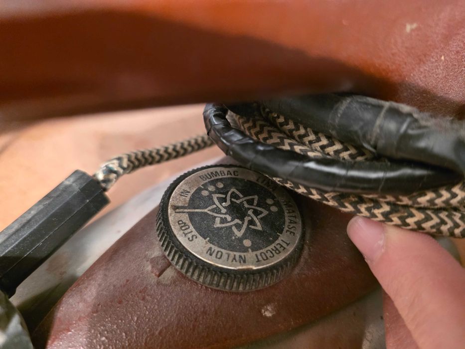 Fiare de călcat electrice vintage anii 1950 - 1980.