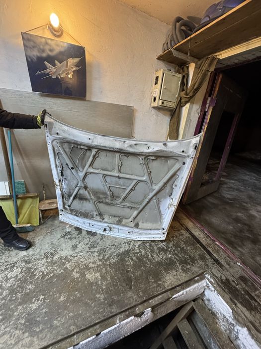 Капот toyota cresta x90