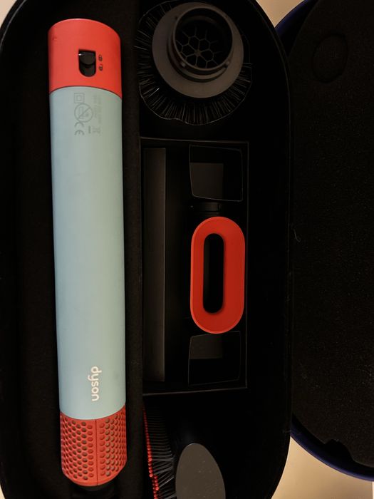 Маша за коса Dyson HS08