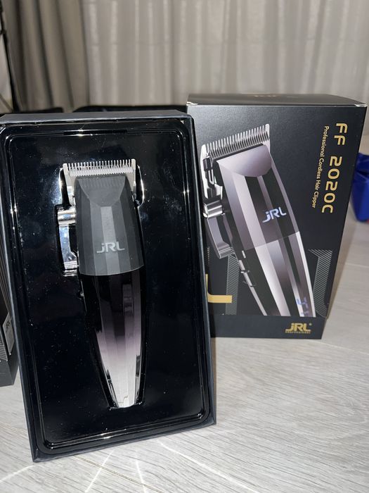 Set profesional JRL FreshFade - clipper + trimmer + stand + geanta