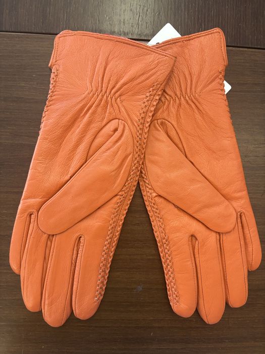 Дамски кожени ръкавици