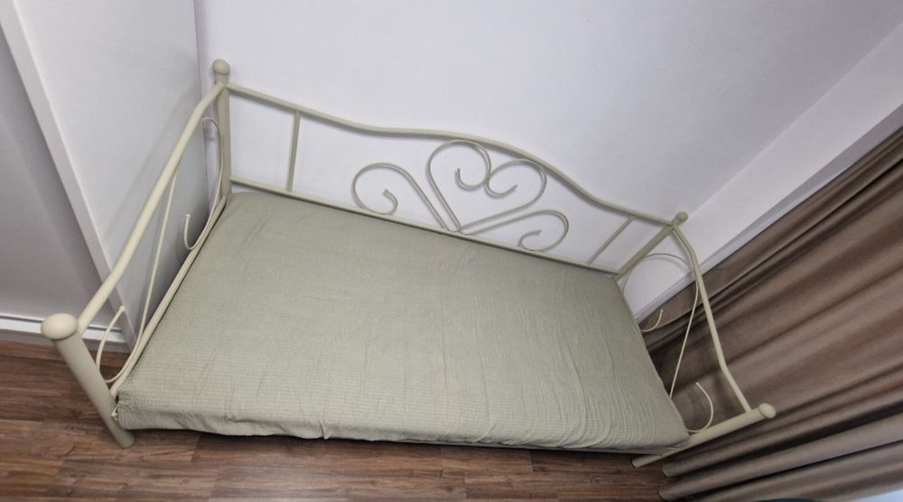 Pat metalic 1 persoană