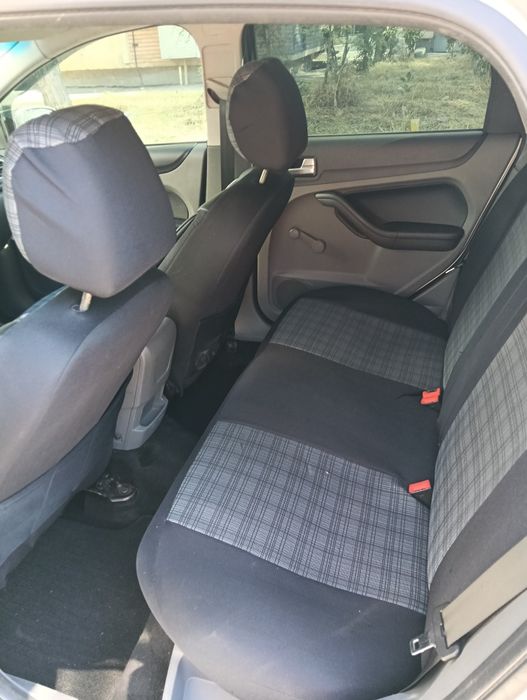 FORD Focus 0 — imagine 5