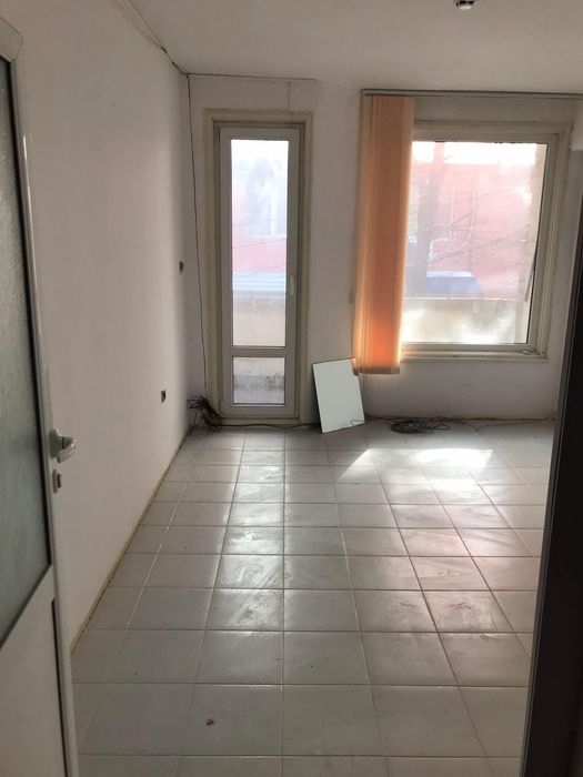 Тристаен апартамент, под наем, кв. Зимно кино Тракия