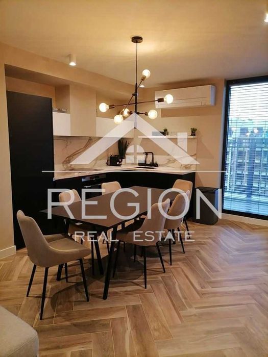 Дава се под наем Тристаен апартамент в Варна, Център - 121 кв.м за 1000 € - Снимка #3