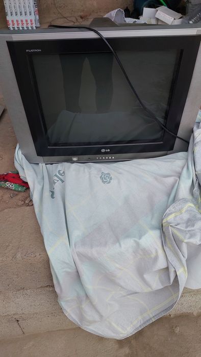 Tv LG Flatron.  Bu