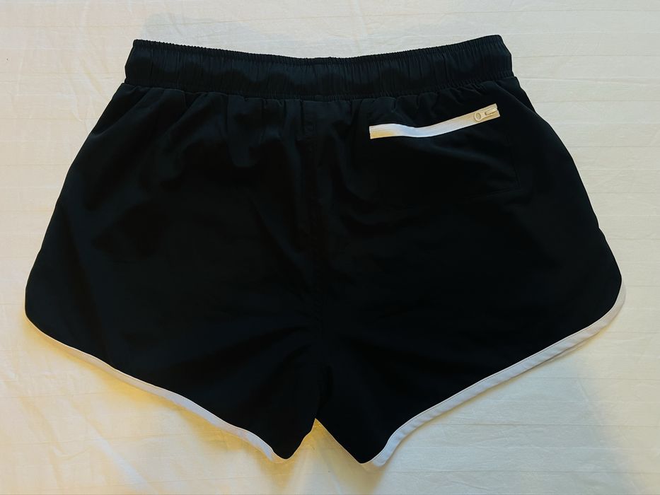 Къси гащи - Genezis