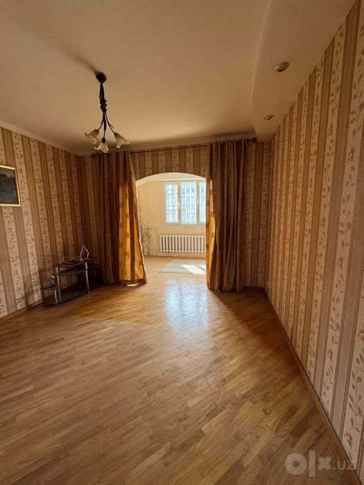 Продаётся своя 4-комнатная квартира 150 м² по центр-й улице Мирабад