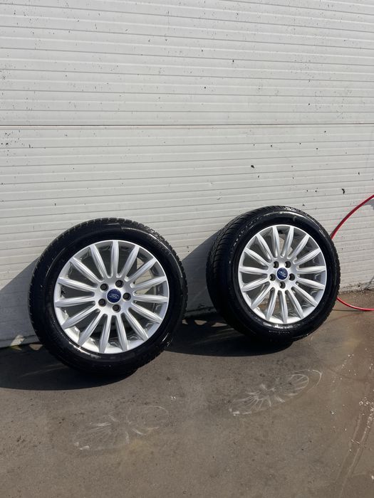 Jante FORD/Cauciucuri Pirelli M/S 215/55 r17