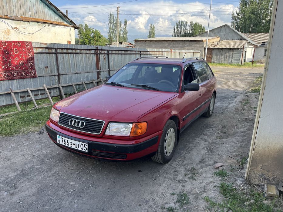 Ауди 100 сатылады.