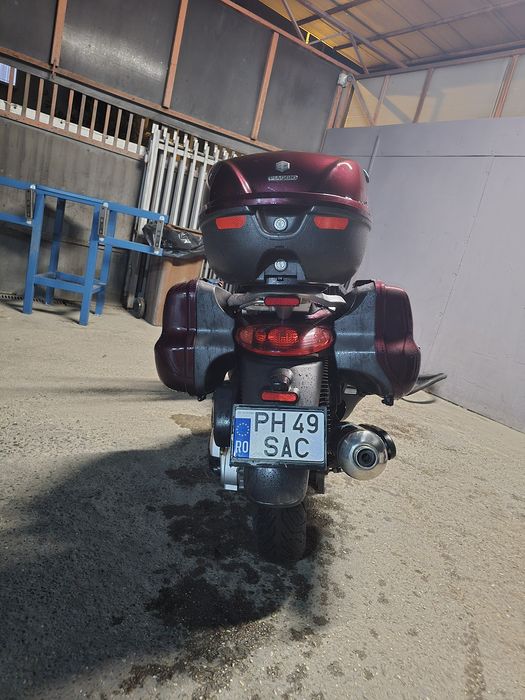 Piaggio Beverly 400ie, 41.000km, Topcase + 2 Sidecase