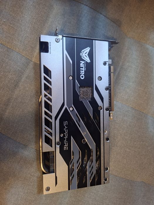 Sapphire Nitro+ Radeon RX 580 cu 4GB GDDR5
