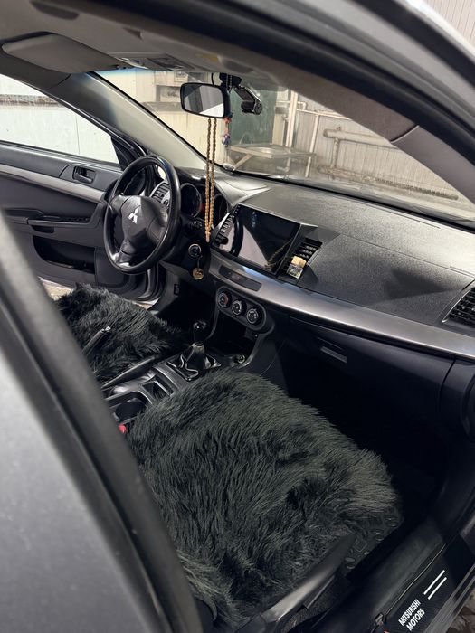 Продам Mitsubishi Lancer