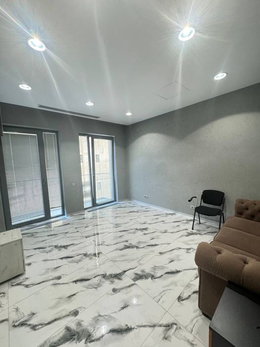 Сдаётся офис 220 кв.м. ЖК Mirabad Avenue