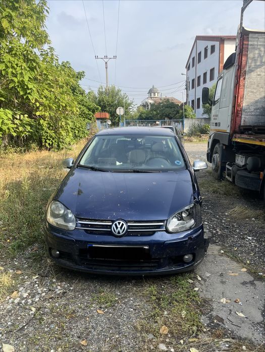 Golf 5 Edition Avariat 2.0 Tdi BMM motor perfect functional