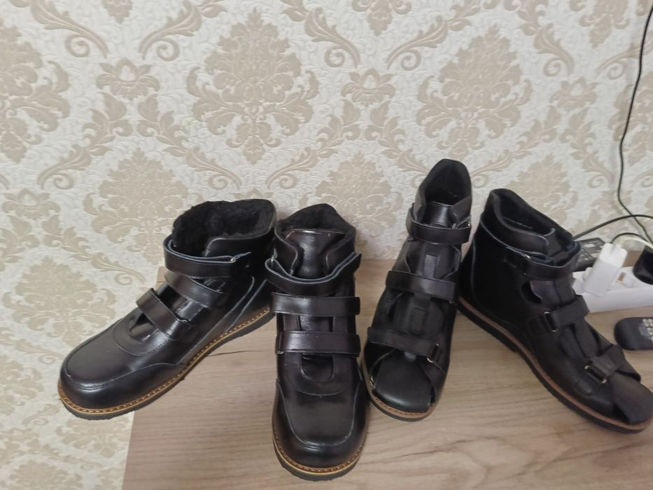 Отдам ортопедические обувь