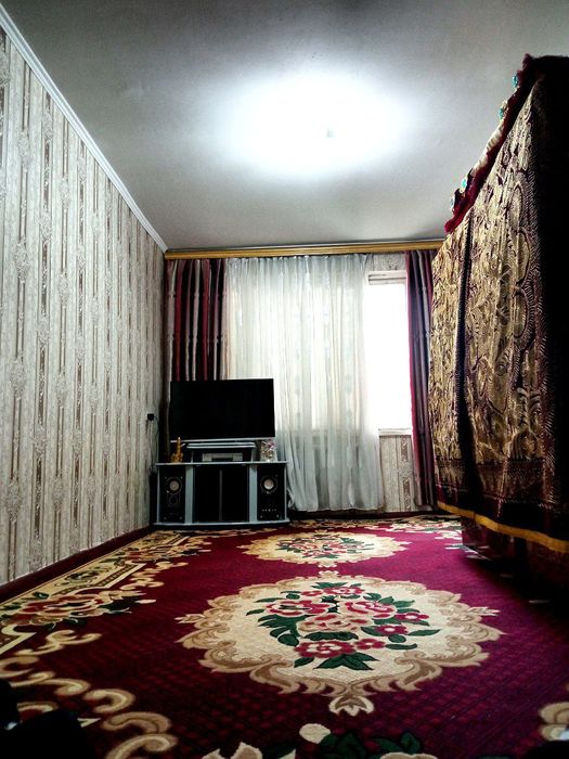 4 xonali xonadon. 17-kichik tumanda joylashgan.