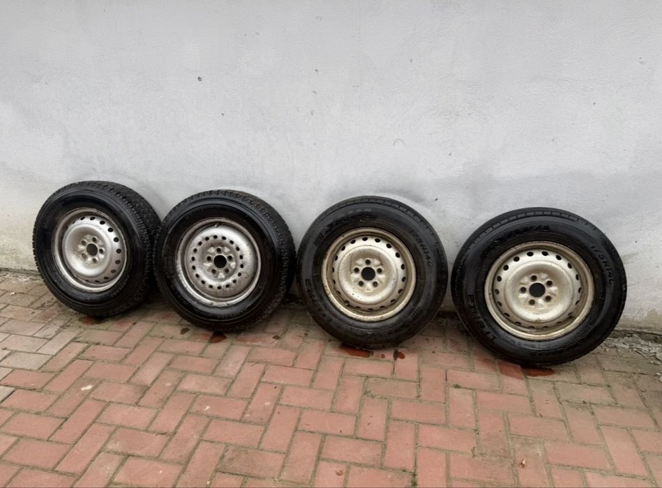 Jante cu anvelope Dacia Papuc 175r14C