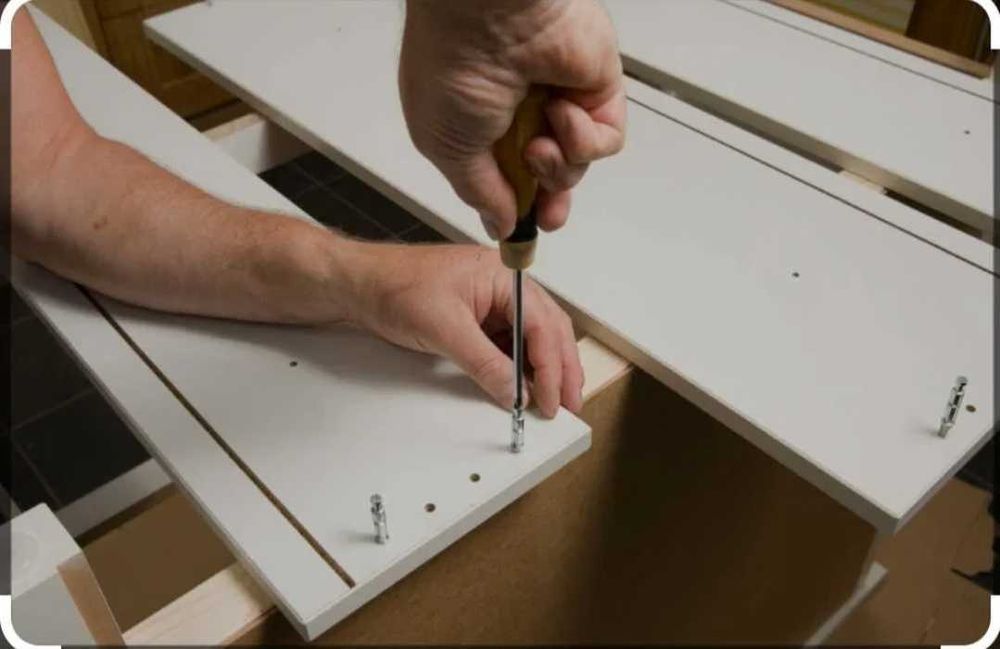 Montez mobilă la domiciliu