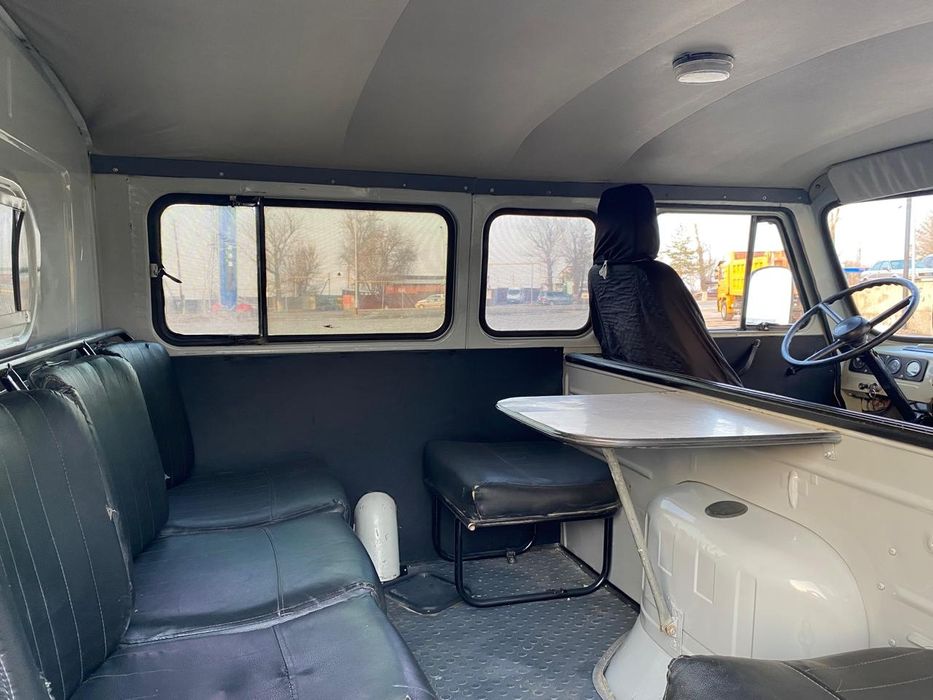 Продам УАЗ буханку