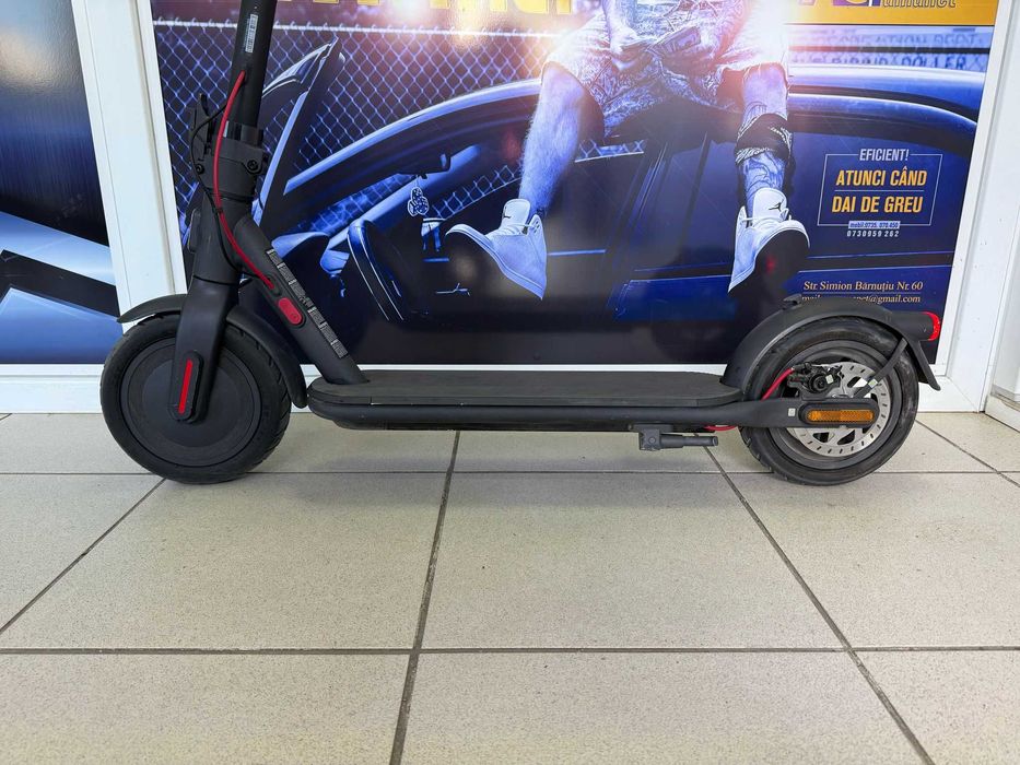 Trotineta electrica Xiaomi Electric Scooter 4  AGP Amanet Cod 2654