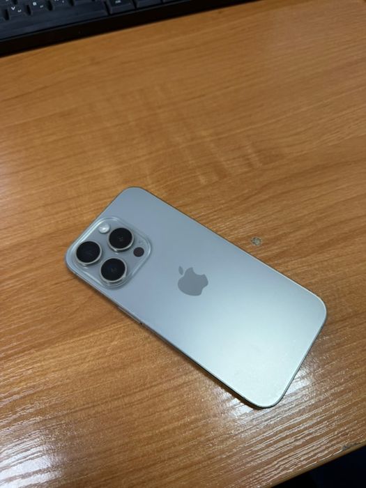 Продам iphone 15 pro