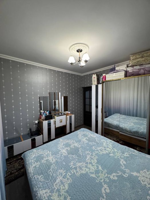 Продается срочно 4х комнатная квартира 92кв