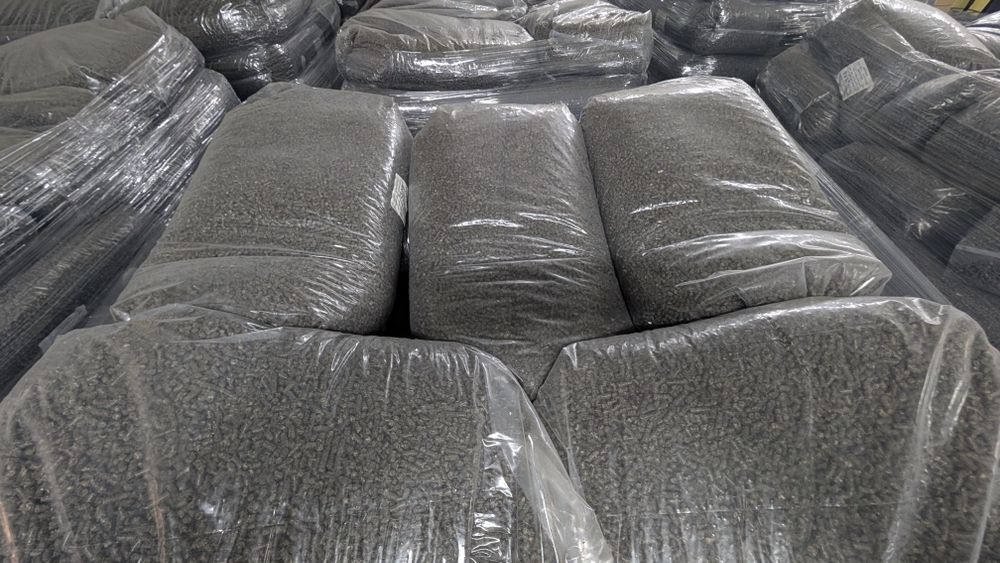 Peleti floarea soarelui pentru încălzire 6 mm în saci de 25 kg