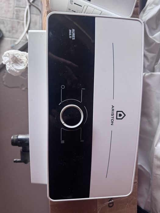 Boiler instant ariston aures