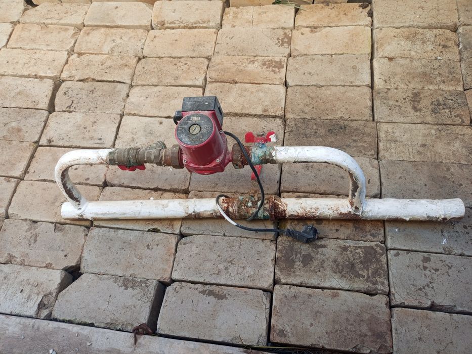 Продам насос отопления