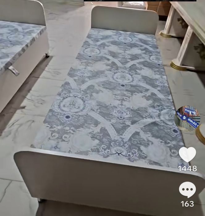 Шифонер және кровать сатылады