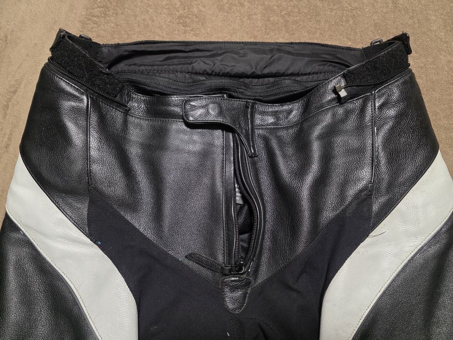 Pantaloni moto Alpinestars piele marimea 52