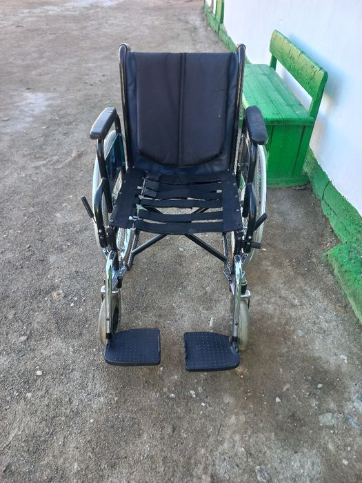Коляска инвалидная