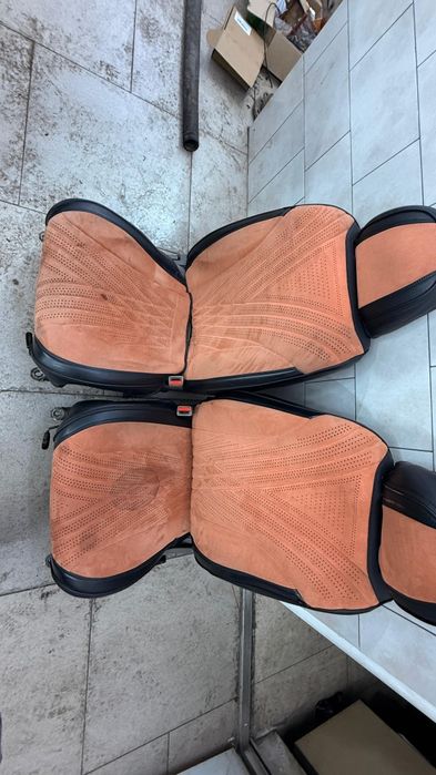 Продам 2 автокресла