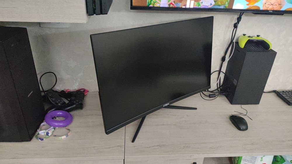 Монитор 27" разрешение 2k