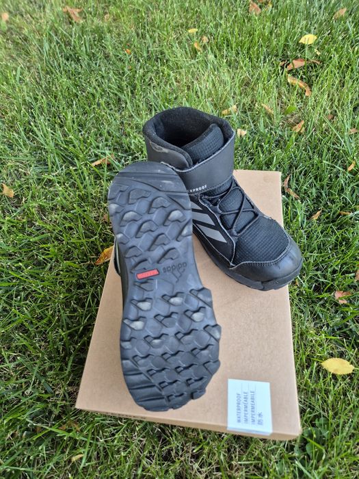Зимние ботинки Adidas terrex