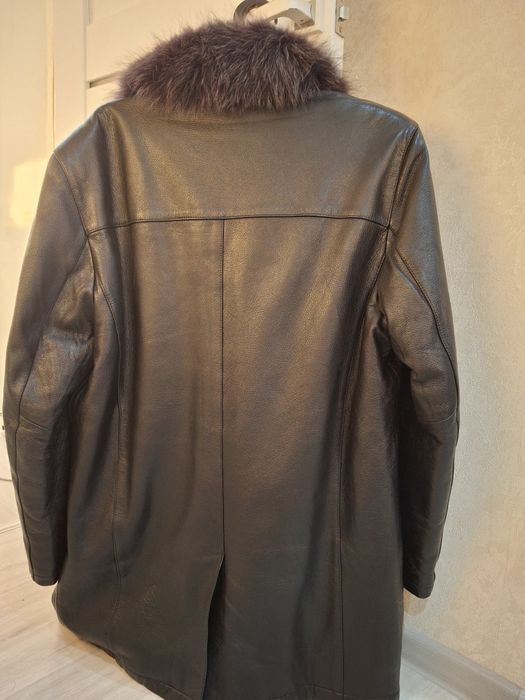 Продам мужскую дубленку