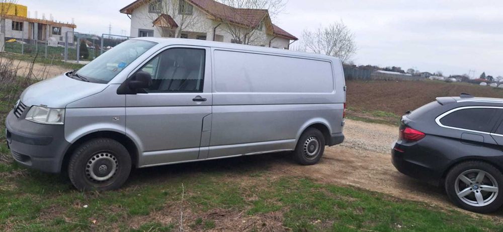 Volkswagen Transporter T5 Long 2.5 TDI 131 CP | 214.000 km | Revizie completa | Fiscal