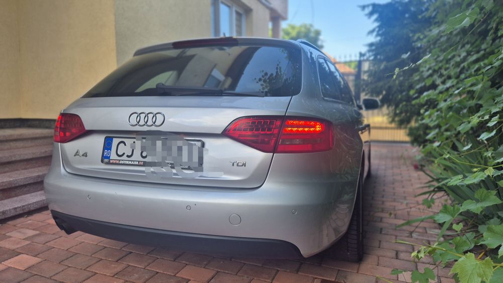 Audi a4 b8 bine dotat din fabrică