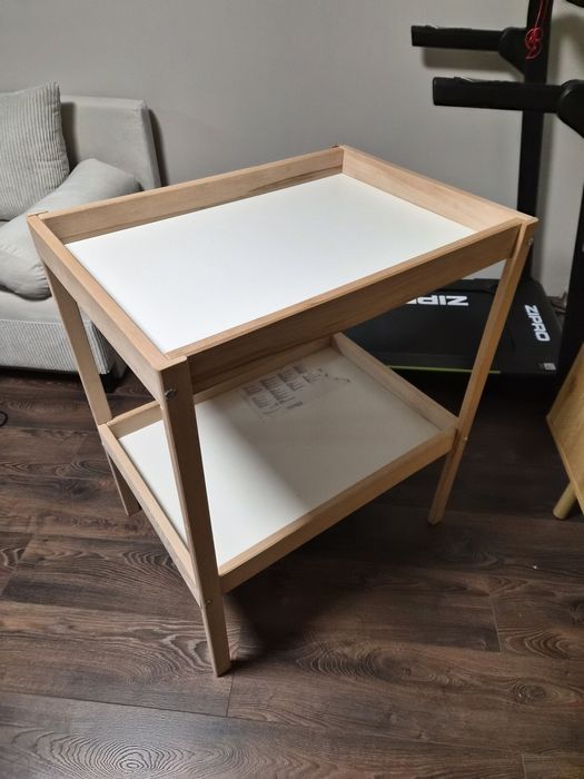 Повивалник Икеа/маса за повиване