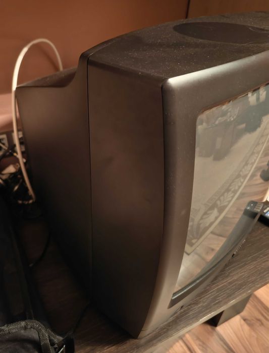 Телевизор Sony Trinitron 17инча