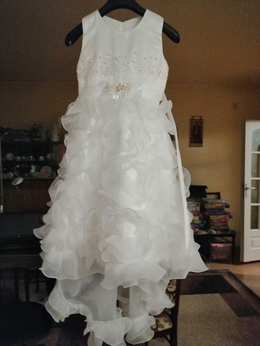 Rochita mireasa mica 7-8-9 ani