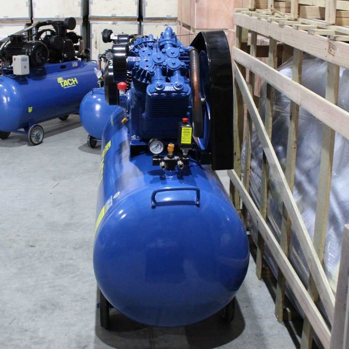 Професионален бутален компресор за въздух 500л, 12.5 бара, 1200 л/мин