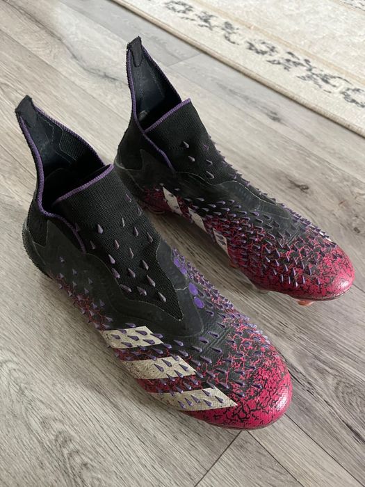 Бутсы Adidas predator.