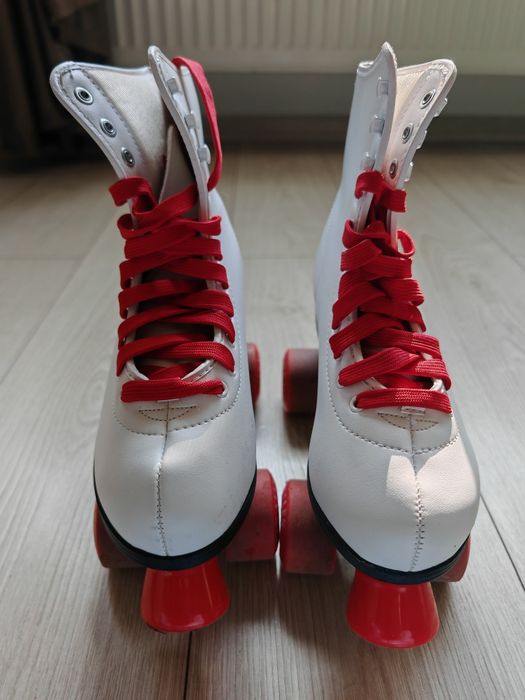 Patine cu rotile