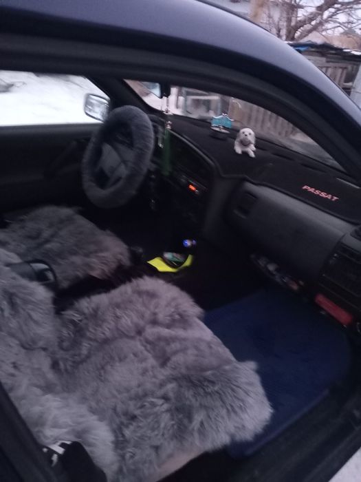 Пассат Б3 1993г.